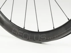 Store Trek Bikes Bontrager Aeolus RSL 37 TLR Disc Road Wheel Black