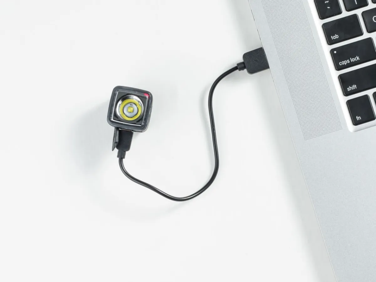 Outlet Trek Bikes Bontrager Ion 100 R Front Bike Light Black