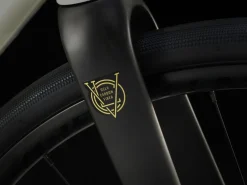 Shop Trek Bikes Domane AL 4 Gen 4