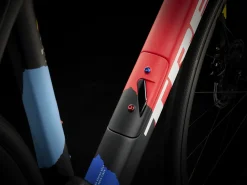 Fashion Trek Bikes Domane SLR 7 AXS Gen 4