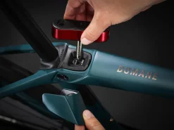 Best Trek Bikes Domane SLR 7 Gen 4