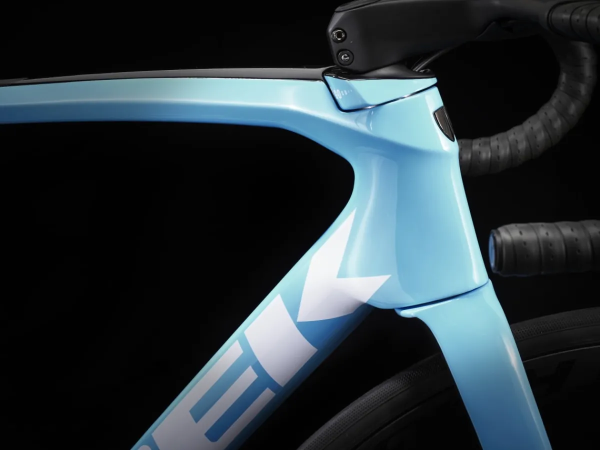 Best Sale Trek Bikes Émonda SLR 6 AXS Dark Prismatic/Trek Black