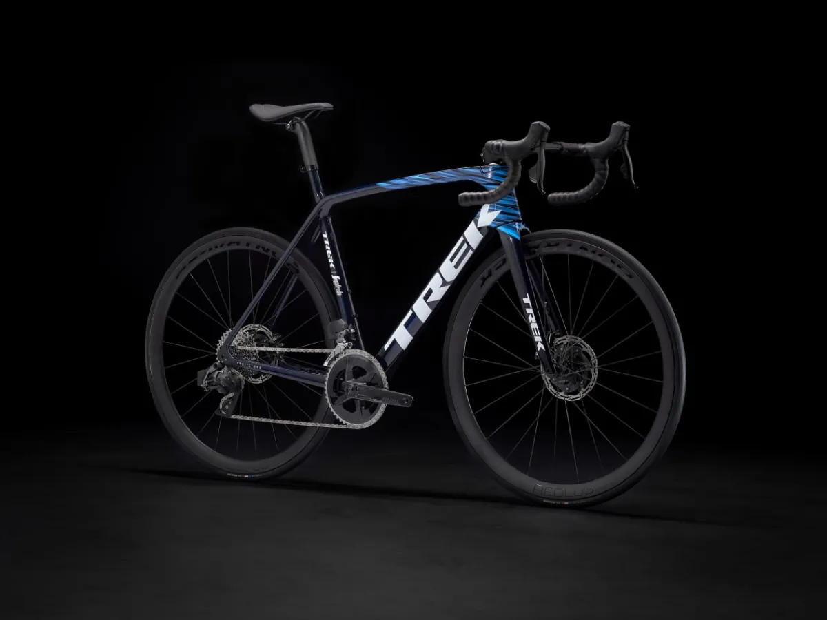Best Sale Trek Bikes Émonda SLR 6 AXS Dark Prismatic/Trek Black
