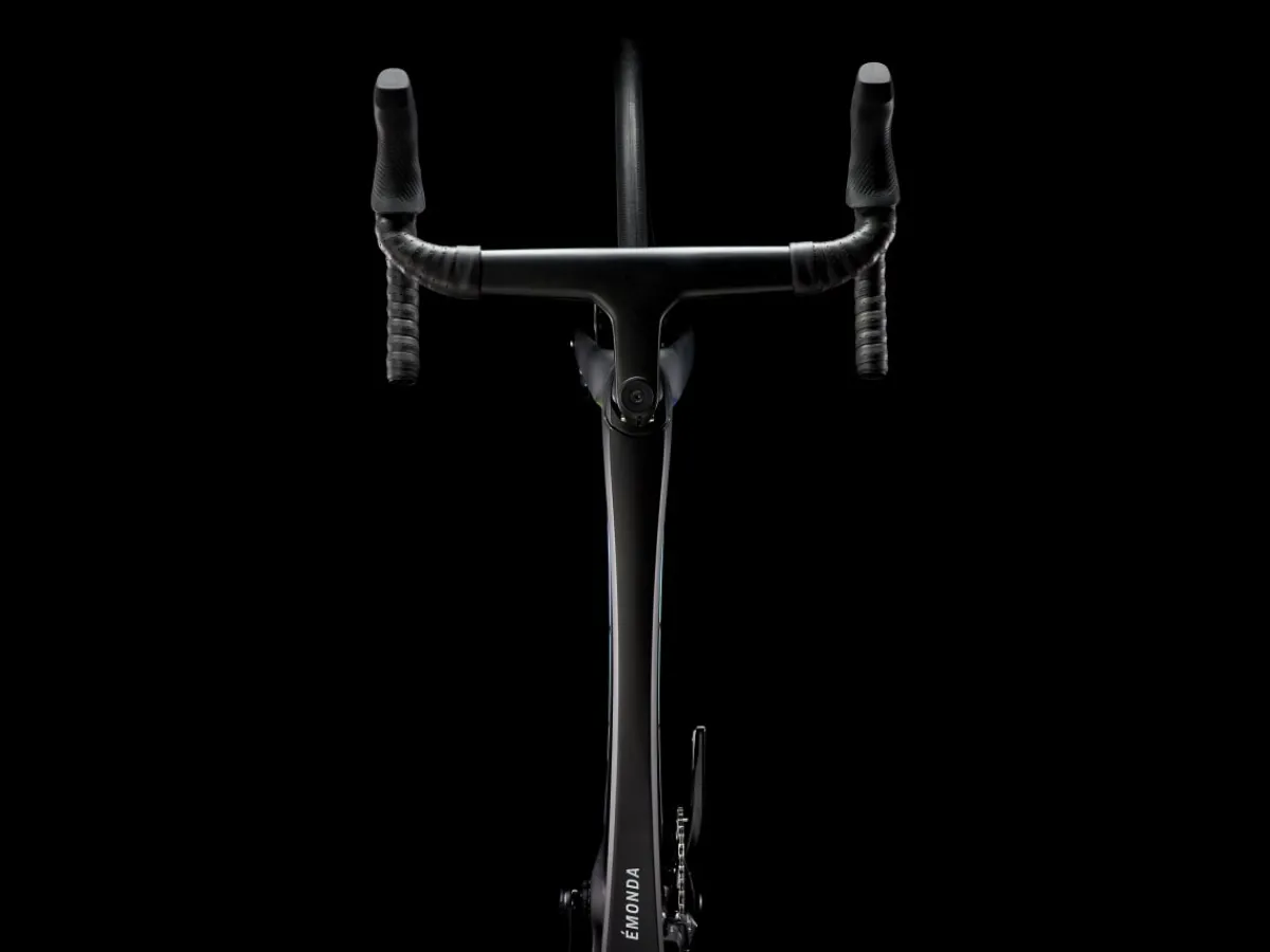 Best Sale Trek Bikes Émonda SLR 6 AXS Dark Prismatic/Trek Black