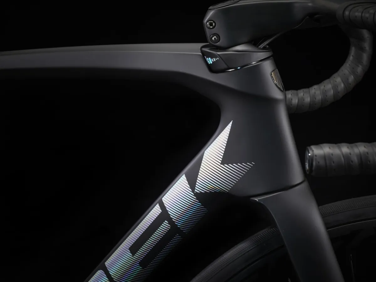 Best Sale Trek Bikes Émonda SLR 6 AXS Dark Prismatic/Trek Black