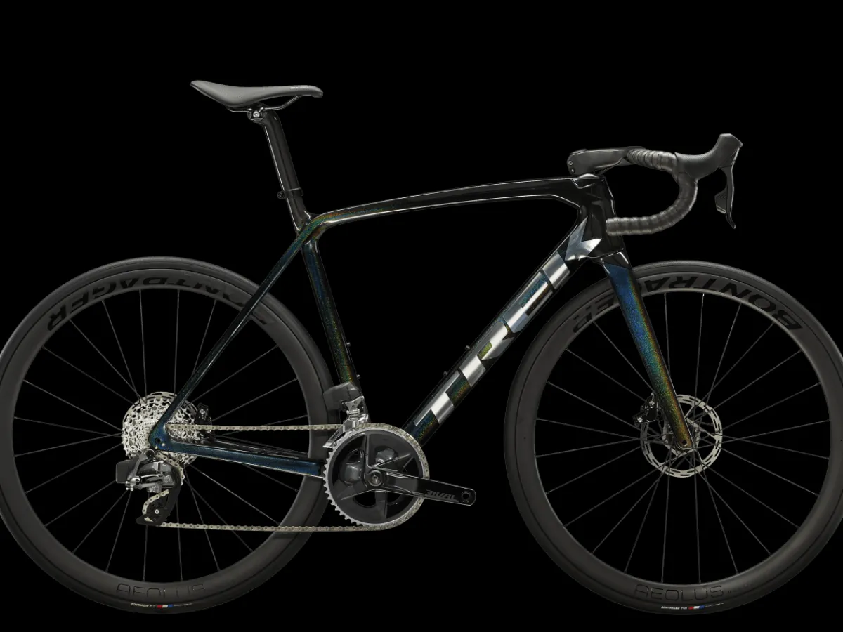 Best Sale Trek Bikes Émonda SLR 6 AXS Dark Prismatic/Trek Black