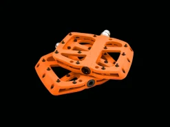 Store Trek Bikes e*thirteen Base Composite Flat Pedal Set