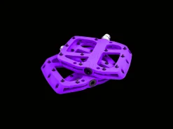 Store Trek Bikes e*thirteen Base Composite Flat Pedal Set