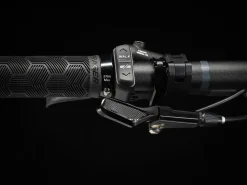 Flash Sale Trek Bikes Fuel EXe 9.7