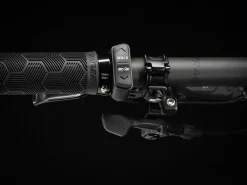 Fashion Trek Bikes Fuel EXe 9.8 GX AXS