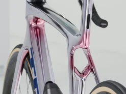 Hot Trek Bikes Madone SLR 9 AXS Gen 8