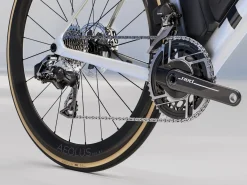 Hot Trek Bikes Madone SLR 9 AXS Gen 8