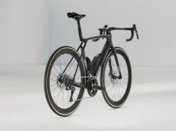 Shop Trek Bikes Madone SLR 7 Gen 8