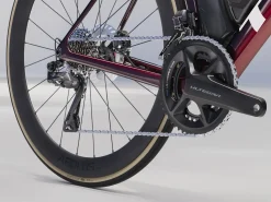 Shop Trek Bikes Madone SLR 7 Gen 8