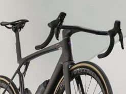 Shop Trek Bikes Madone SLR 9 Gen 8