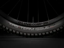 Shop Trek Bikes Slash 8 Gen 6