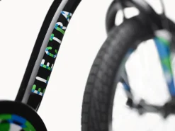 Online Trek Bikes Sprocket 1 16"