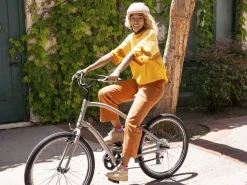 Outlet Trek Bikes Townie 7D Step-Over