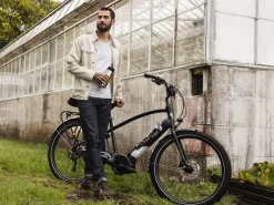 Hot Trek Bikes Townie Path Go! 10D EQ Step-Over