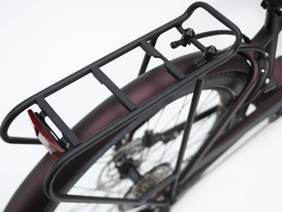 Hot Trek Bikes Townie Path Go! 10D EQ Step-Over