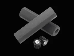 Hot Trek Bikes Wolf Tooth Fat Paw Cam Grip Set Red